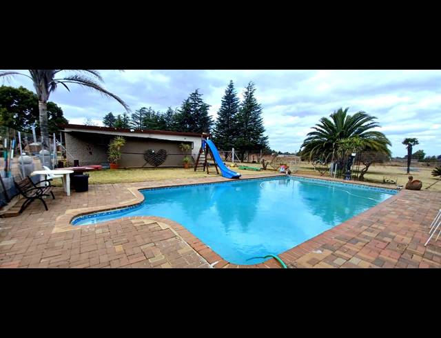 16,175M² FARM FOR SALE IN MIDDELVLEI AH